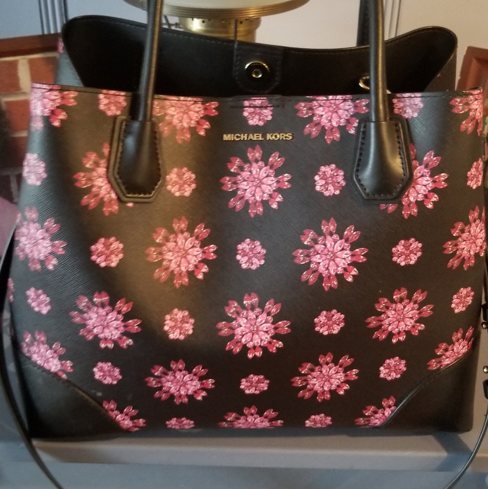 Michael Kors purse